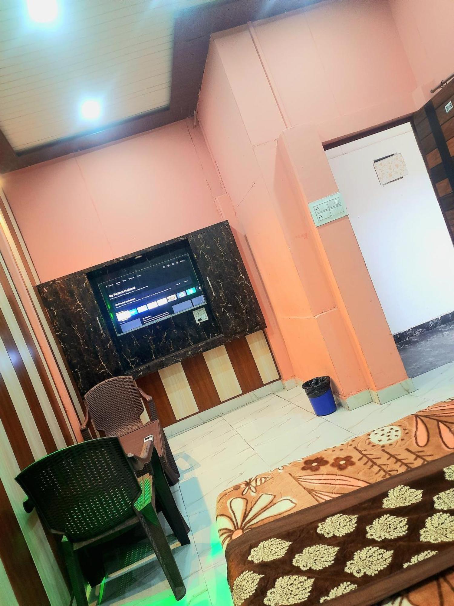 Baba Paying Guest House Varanasi Exterior photo